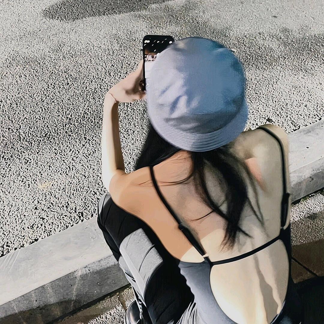 蜜拉贝儿