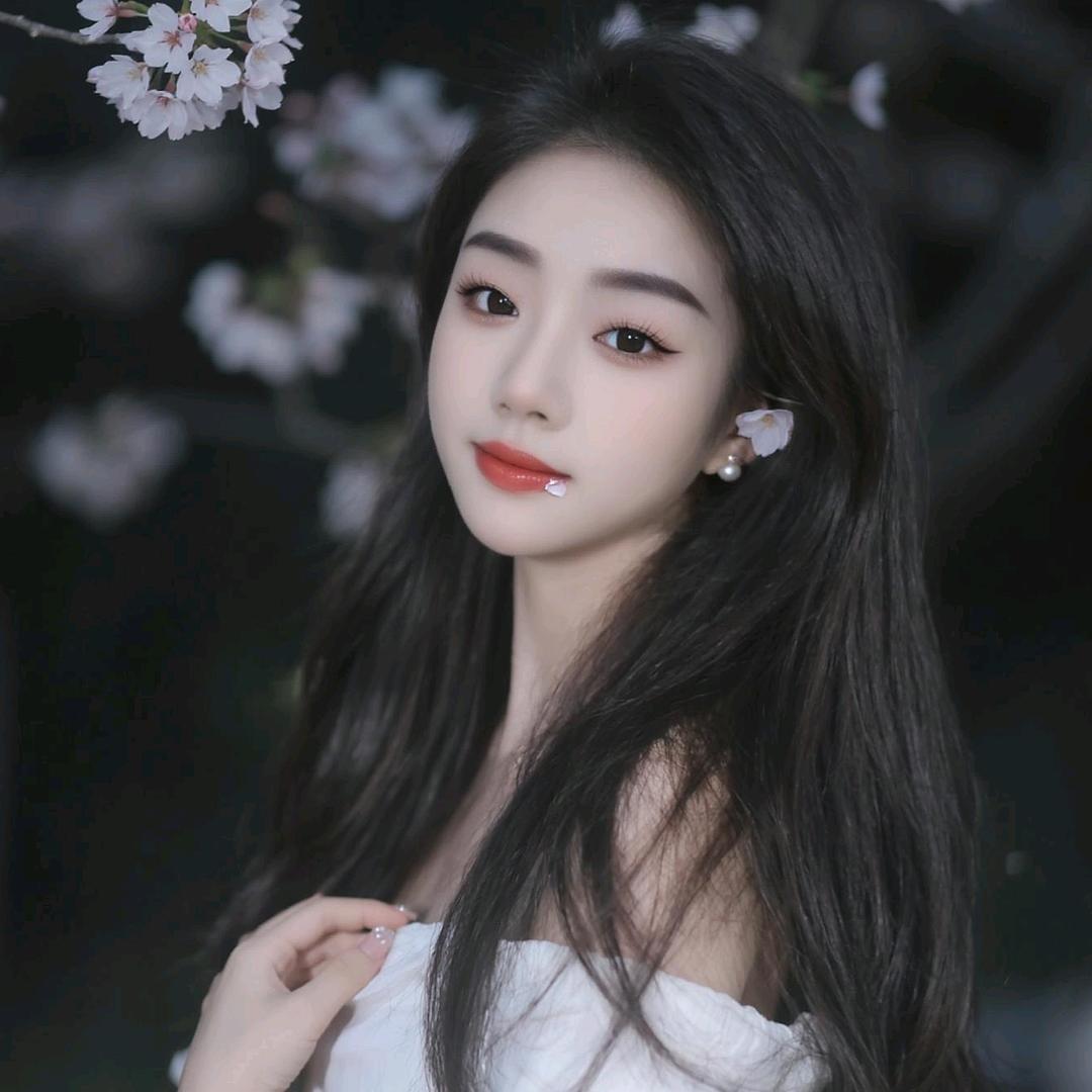 花儿雪嘟嘟（拒绝私聊）