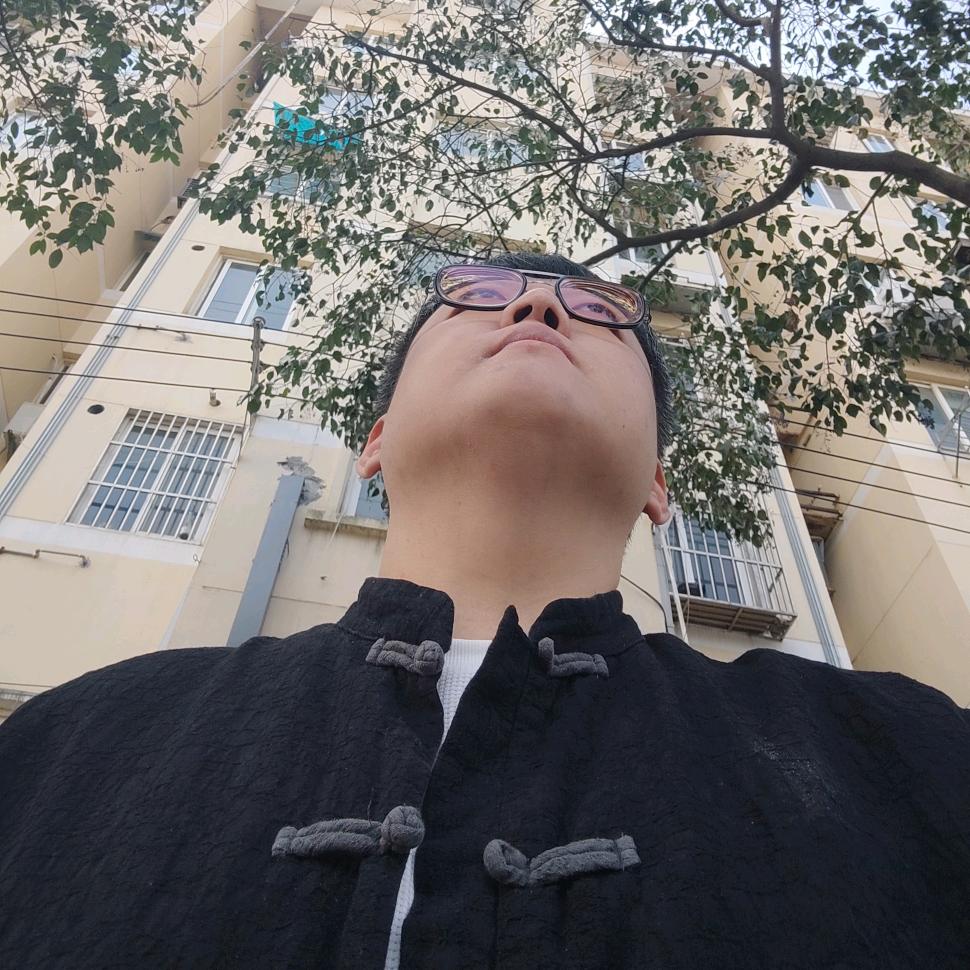暴躁的小磊