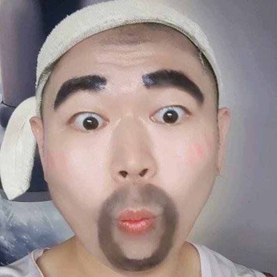 鹉哥（早8:50爆笑开播）