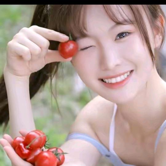 念…：$