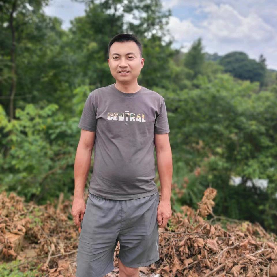 汤记猴栗岭店.酸萝卜鸡.血鸭