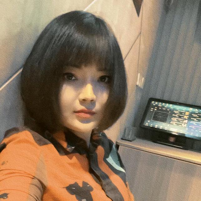 @谁笑颜如花