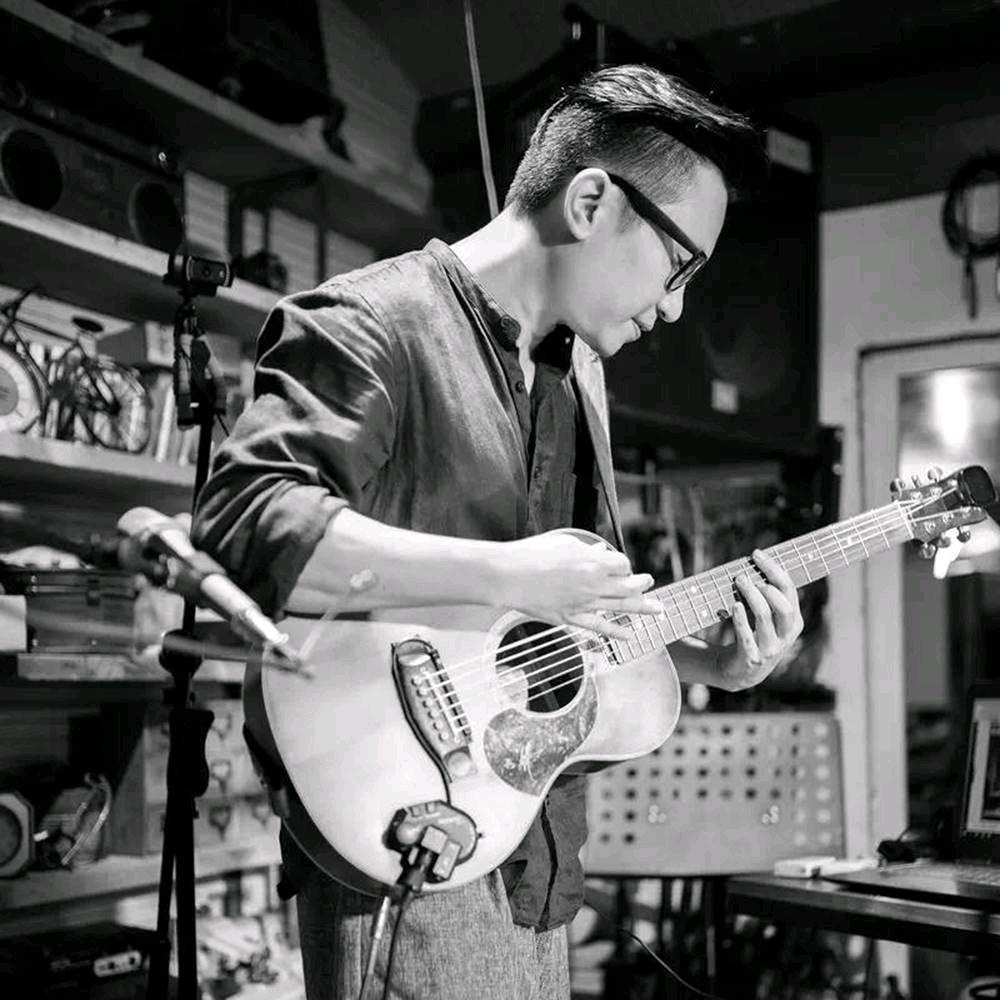 新蕾名车商贸一忠哥