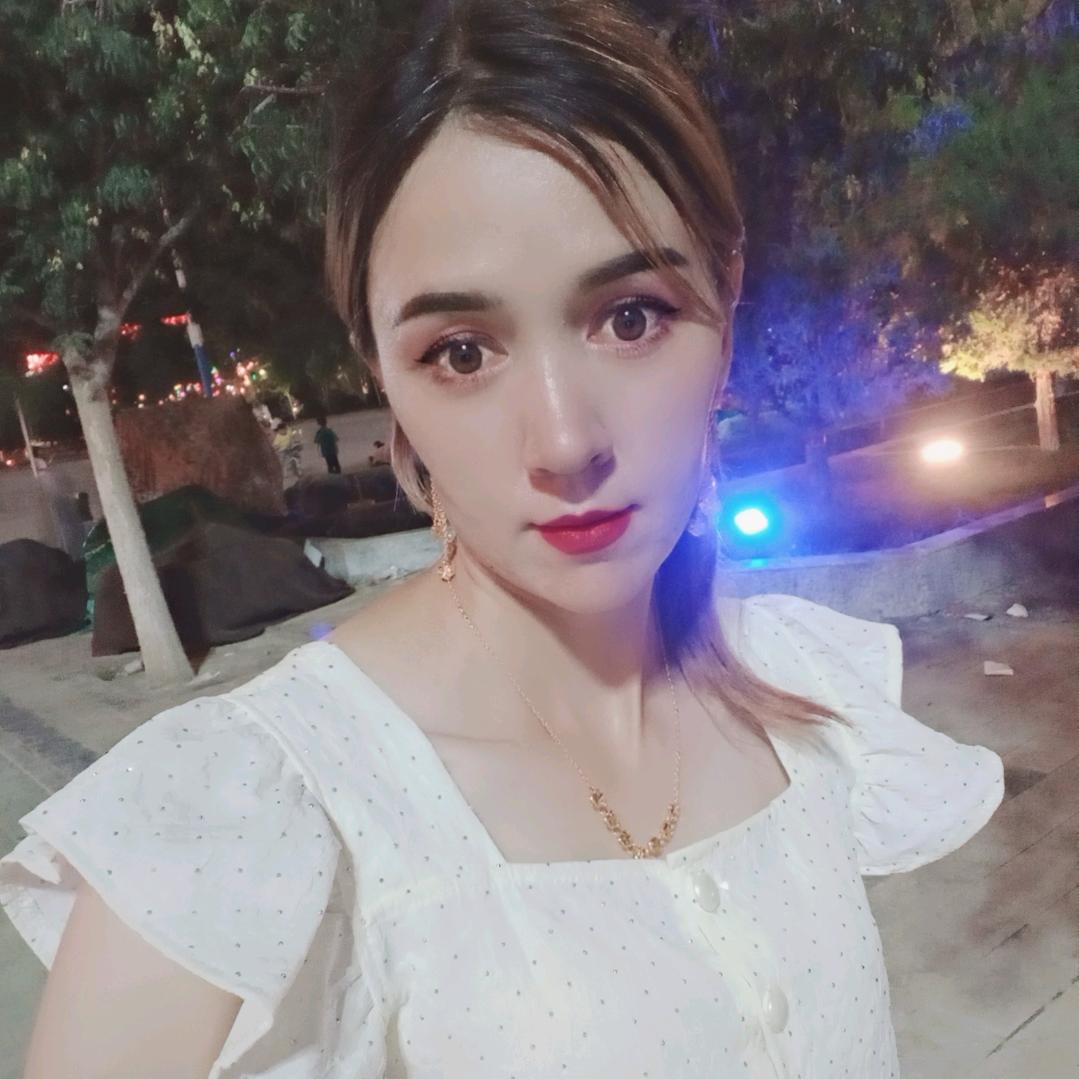 塔村印象火车主题酒店。阿斯古力