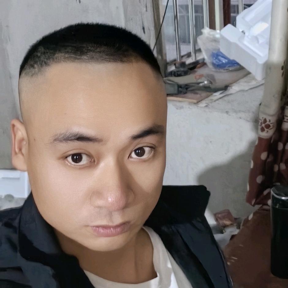 川 E小伙《倒處流浪》