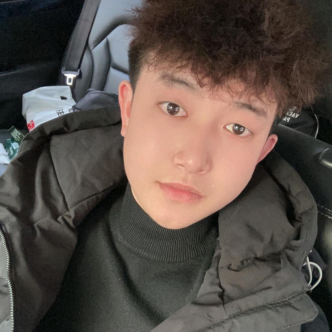 Mr__小明