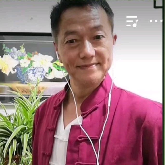 🪭高唱入云🎺🎸🍎