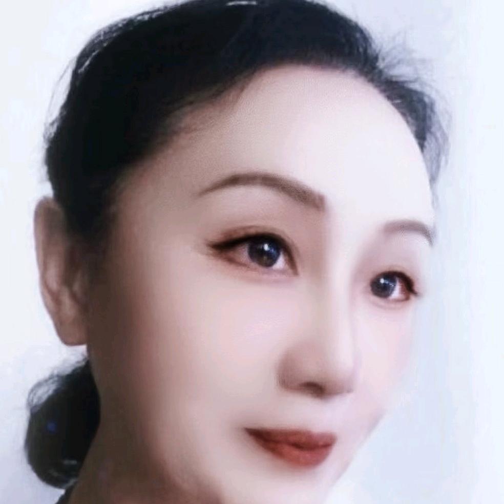 龚秋英