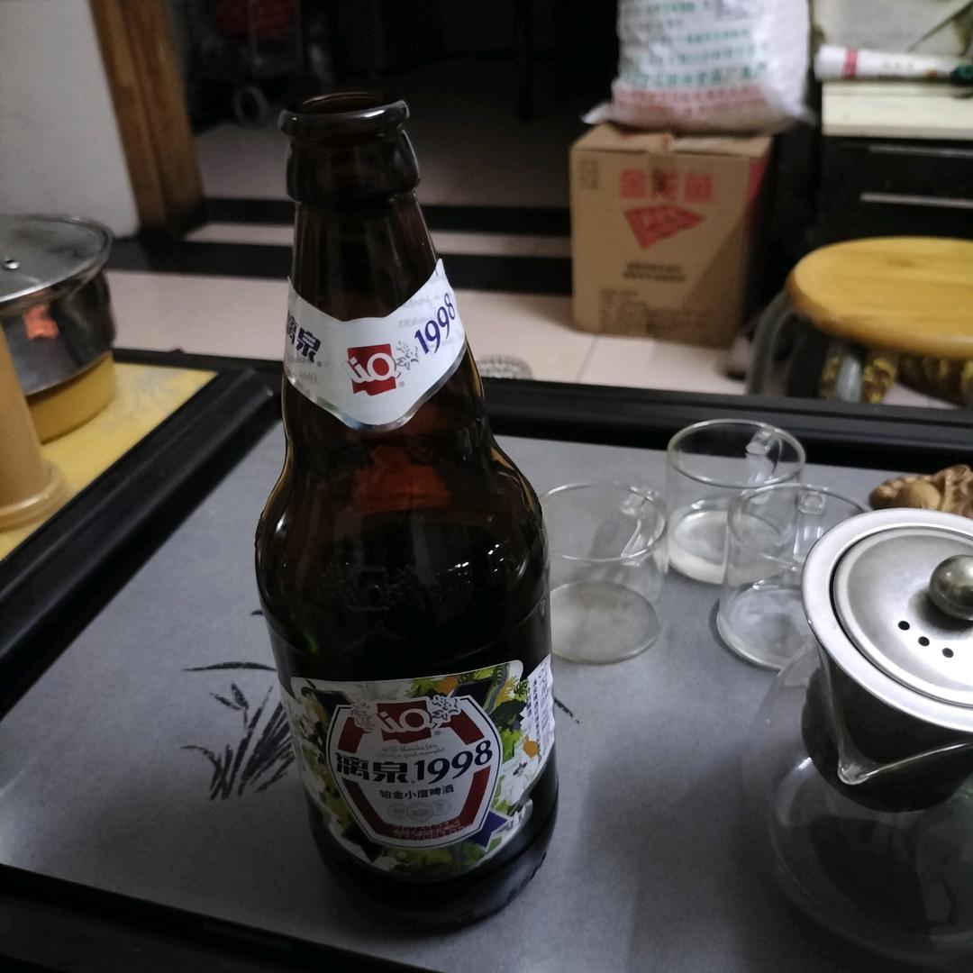 故事我有，就是费酒