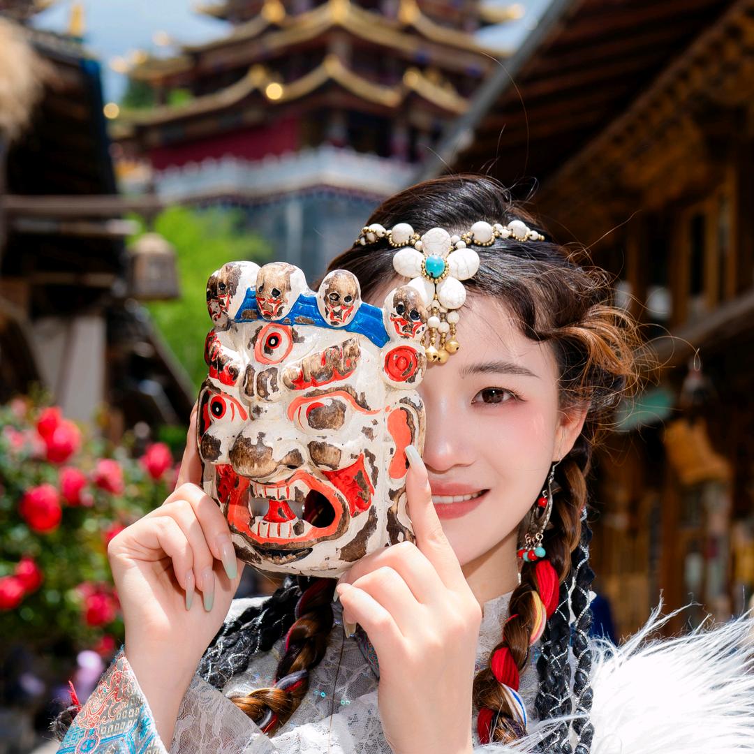 杨多金