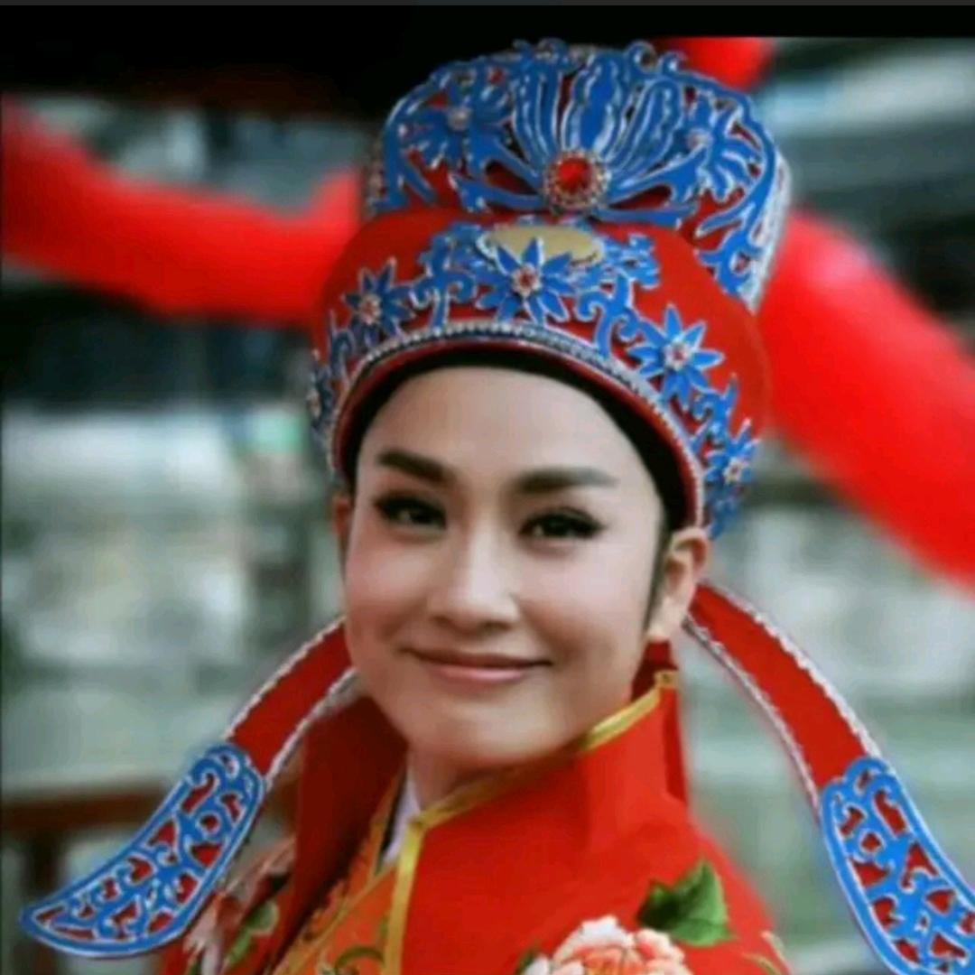 思君越尹