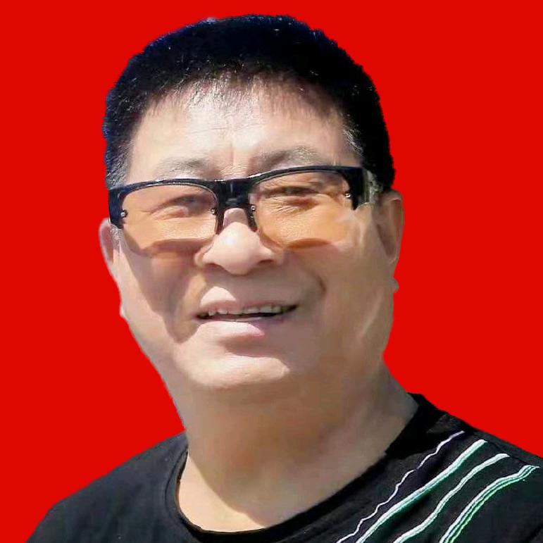 邱华