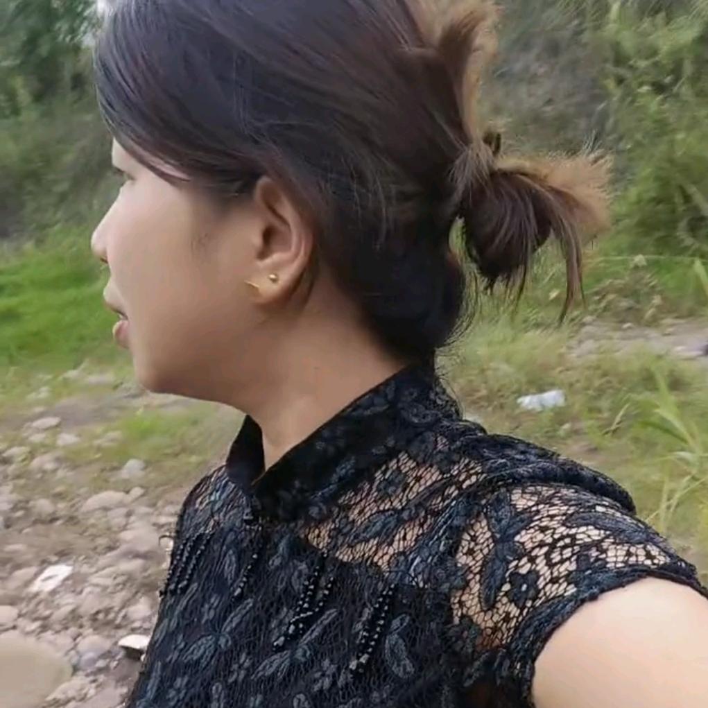 小邵富 《橱窗主助下单》