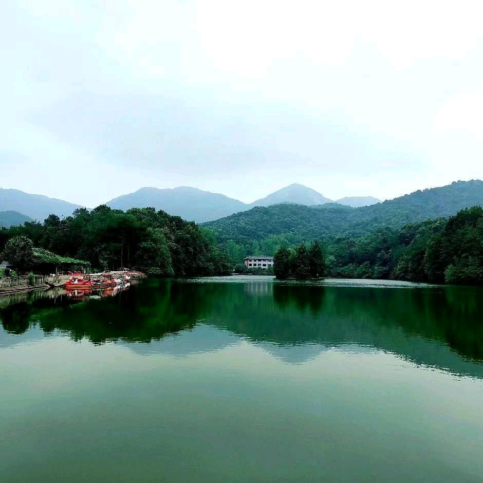 金顶山旅游人