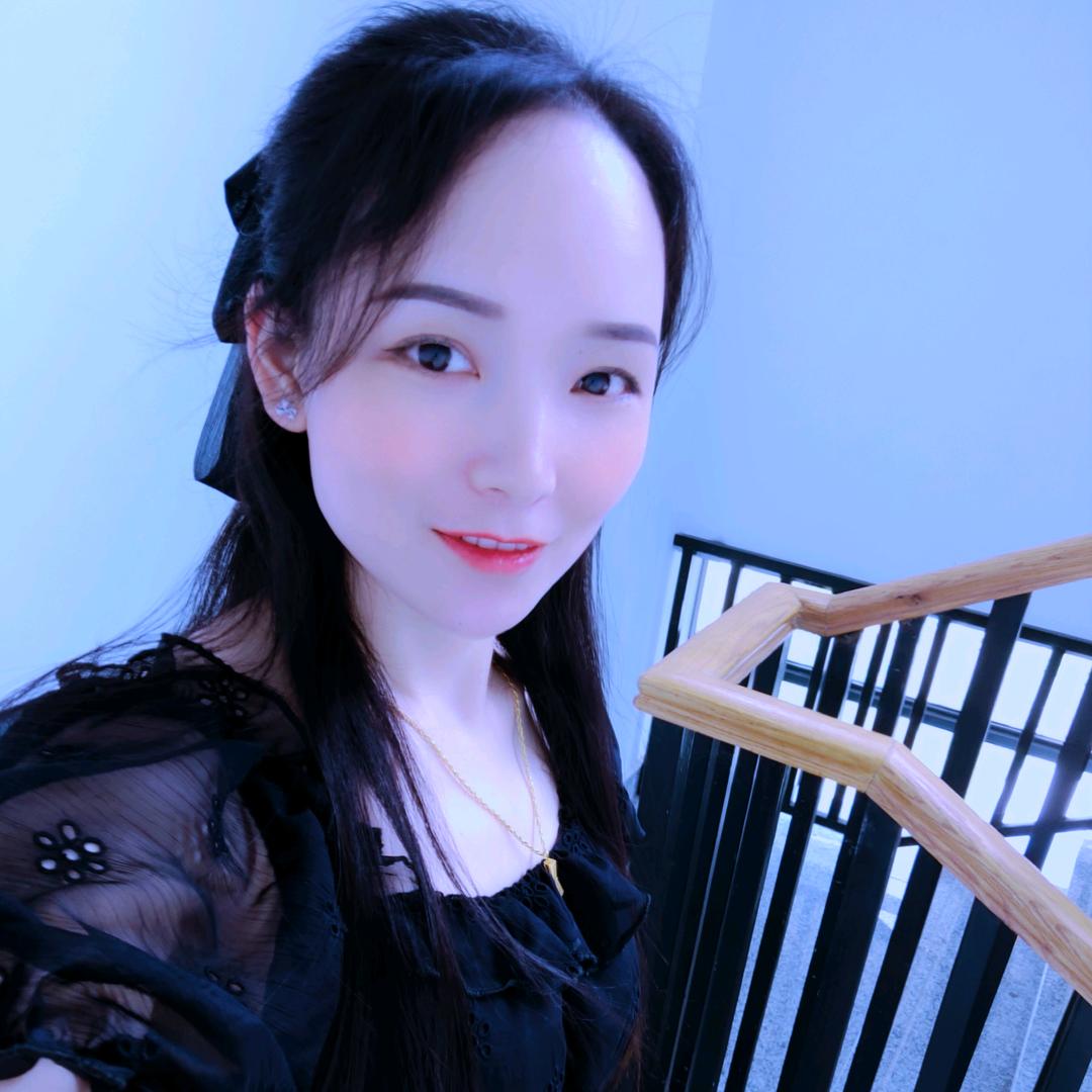 丫头，自己的快乐被你弄丢哪儿啦？