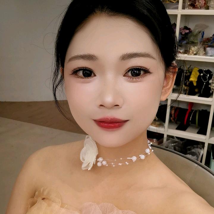 林咩咩；