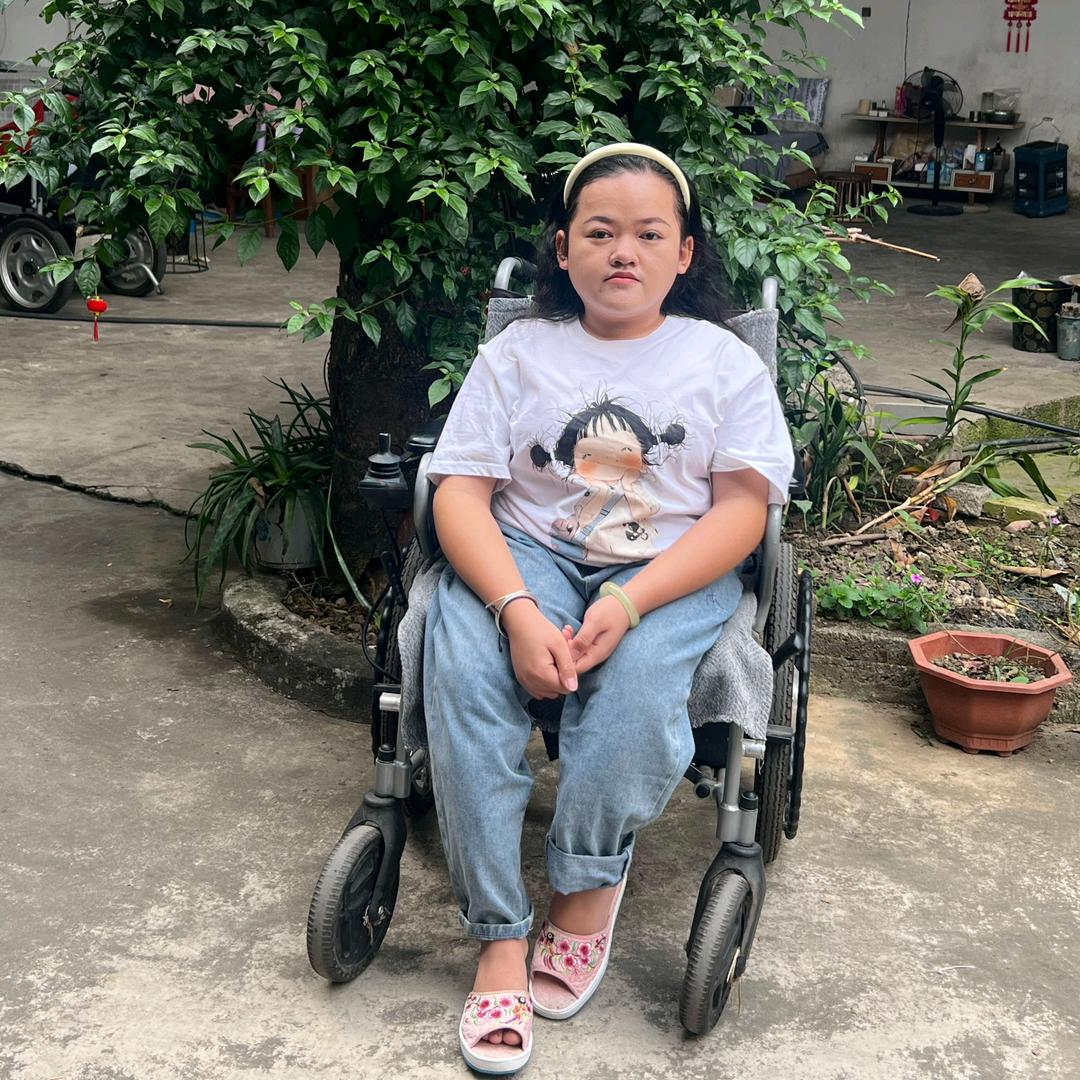 小石头(傣家手工鞋)