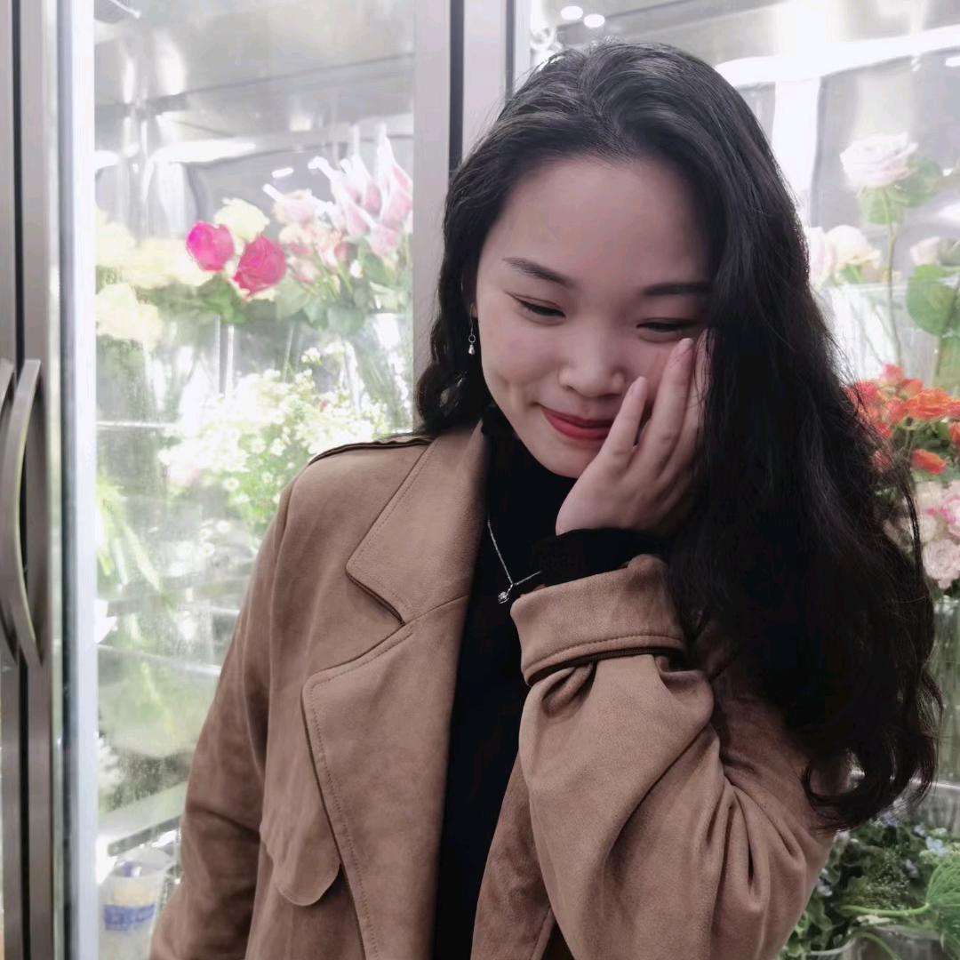南方何小姐