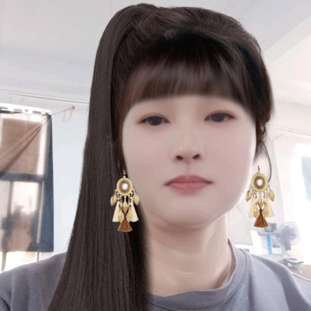 小红😃