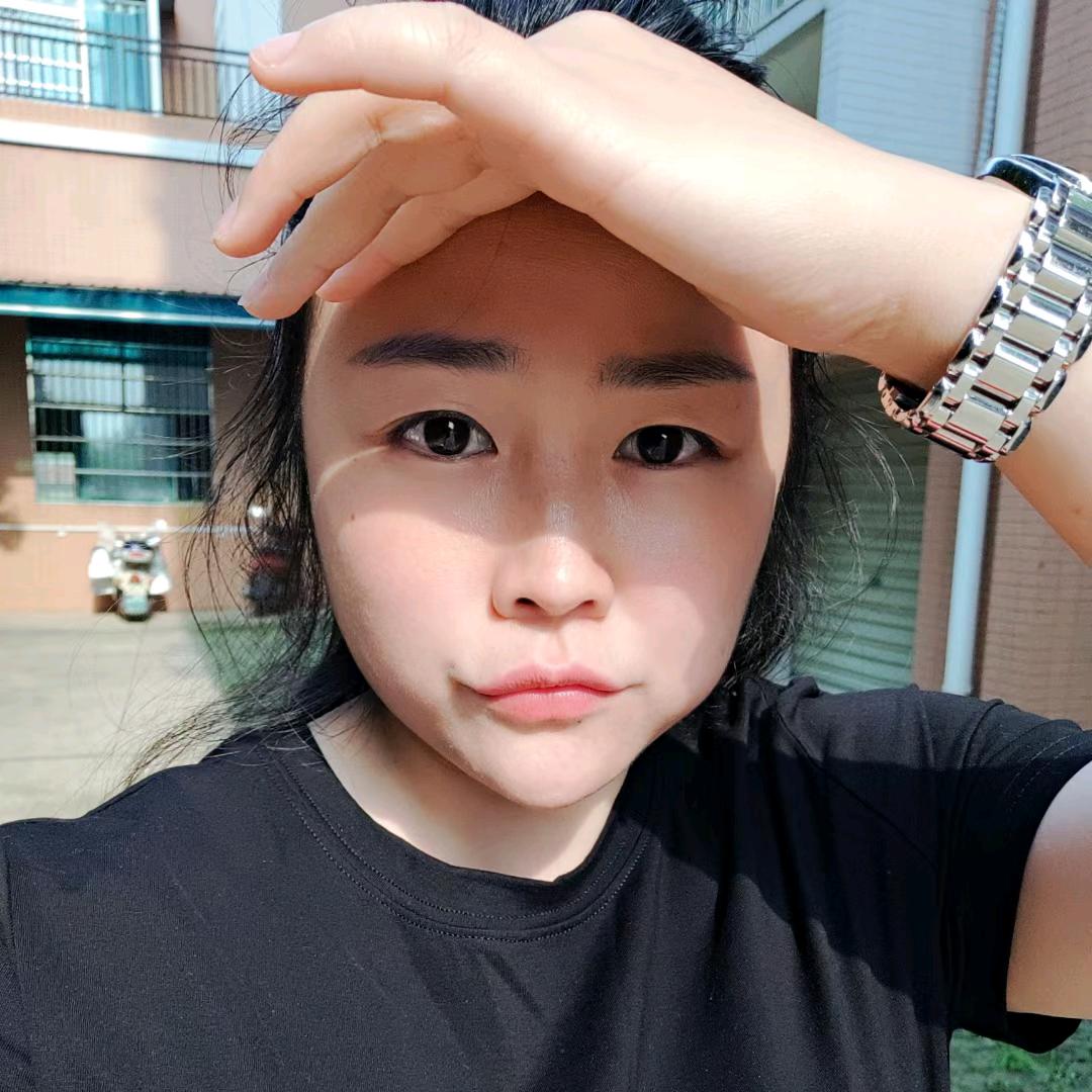 妍姐逸弟
