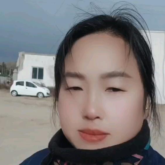 微笑掩埋了我的眼泪😭