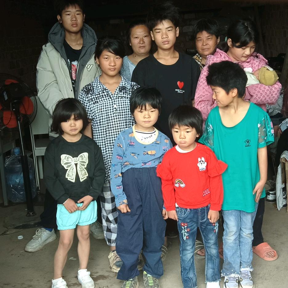 九个孩子的爸爸