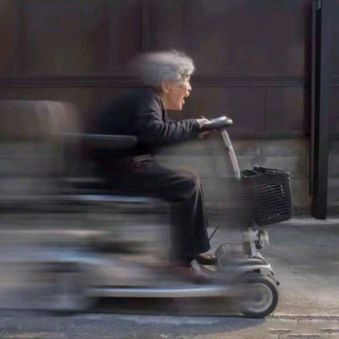 呀吼~