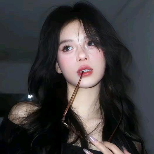 张闹闹℉
