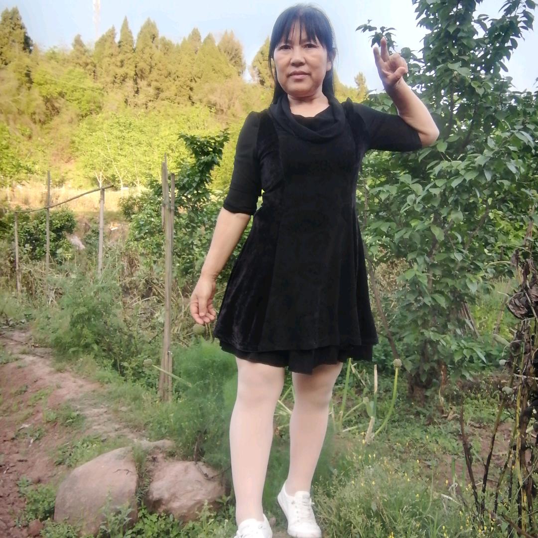 女人要坚强《70年5月初三》