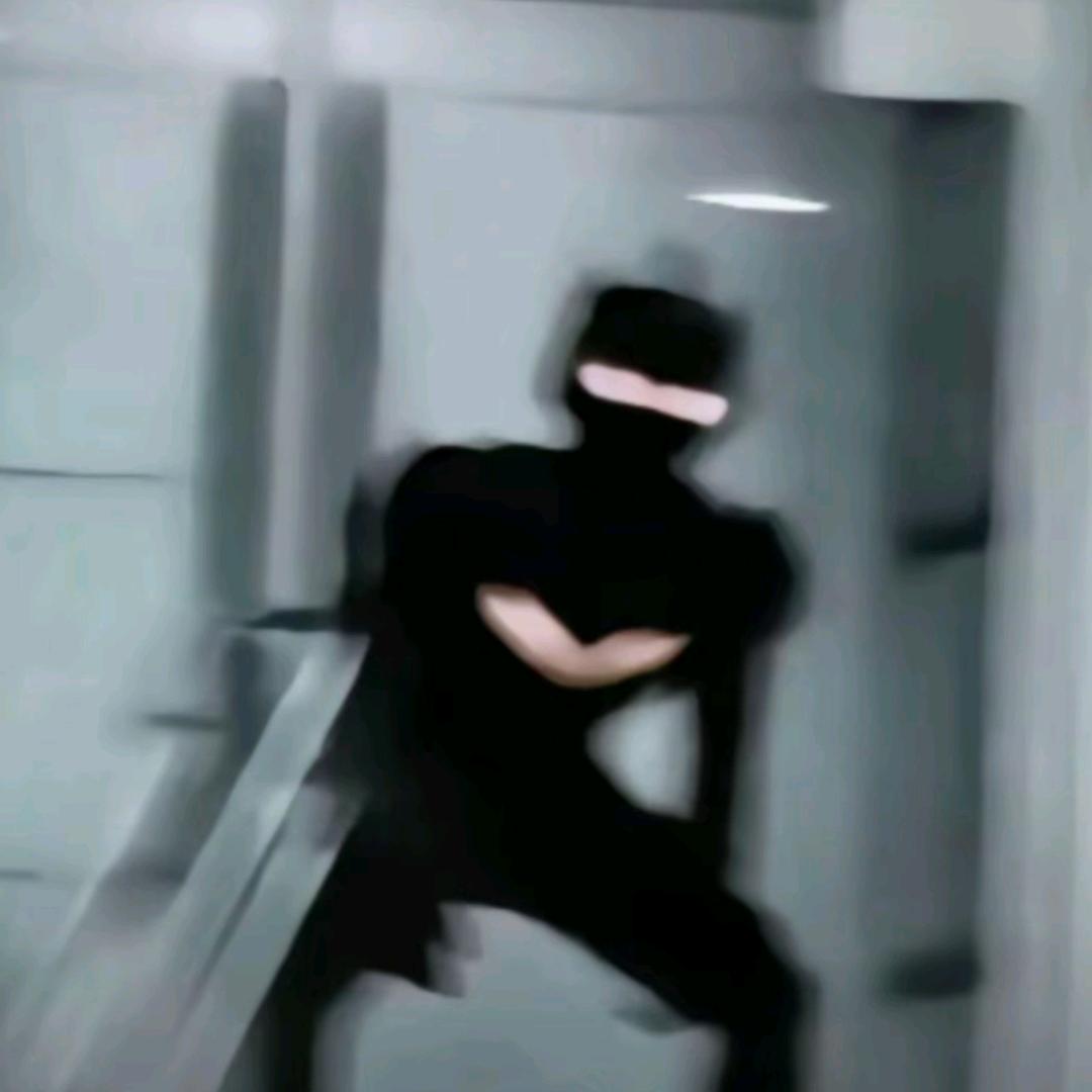 每天只睡仨小时