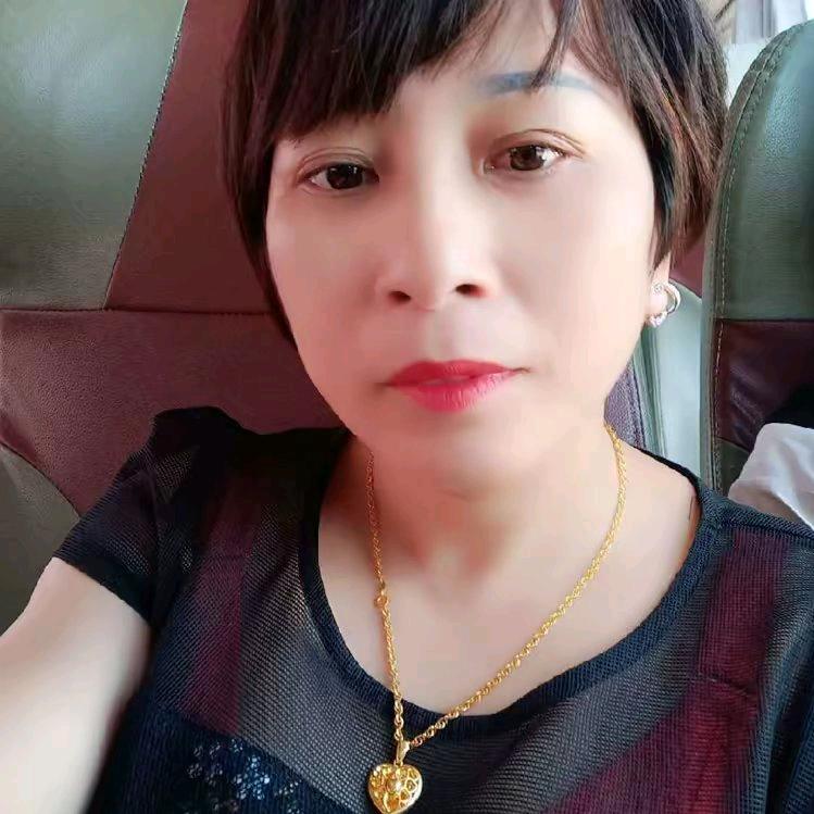 优雅丽娜
