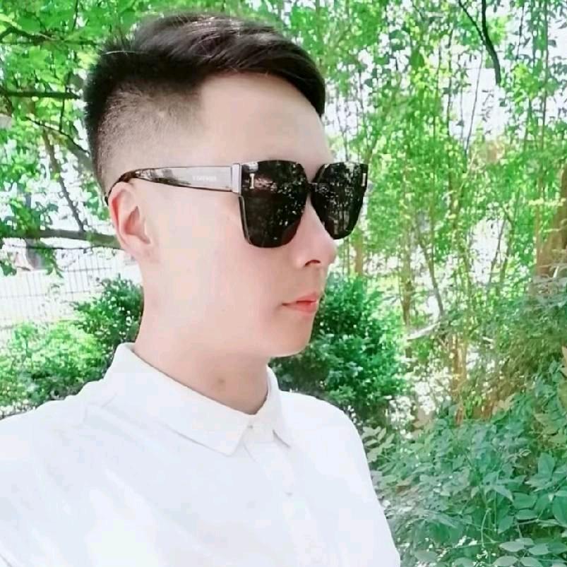 👑帅到掉渣💃