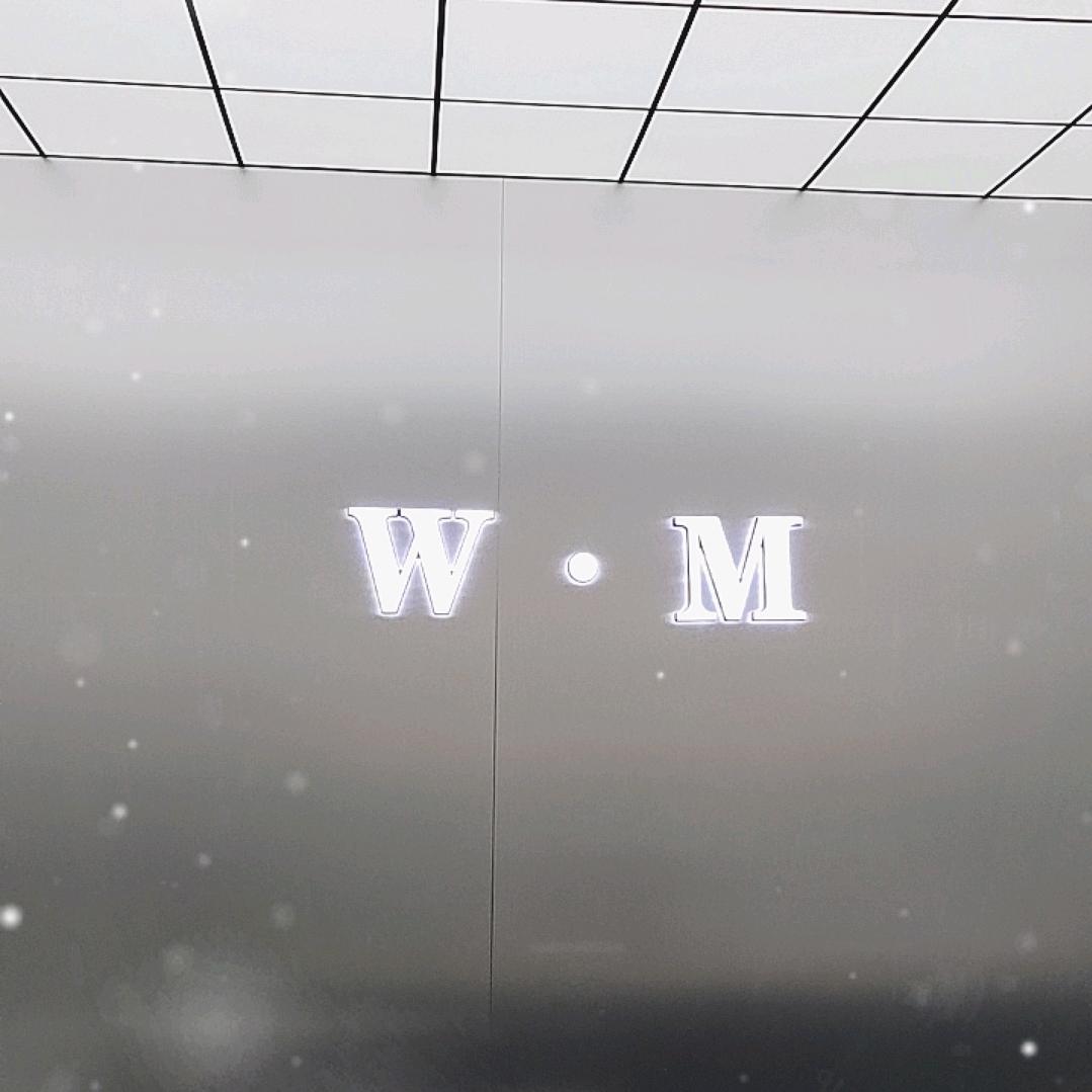 W··M