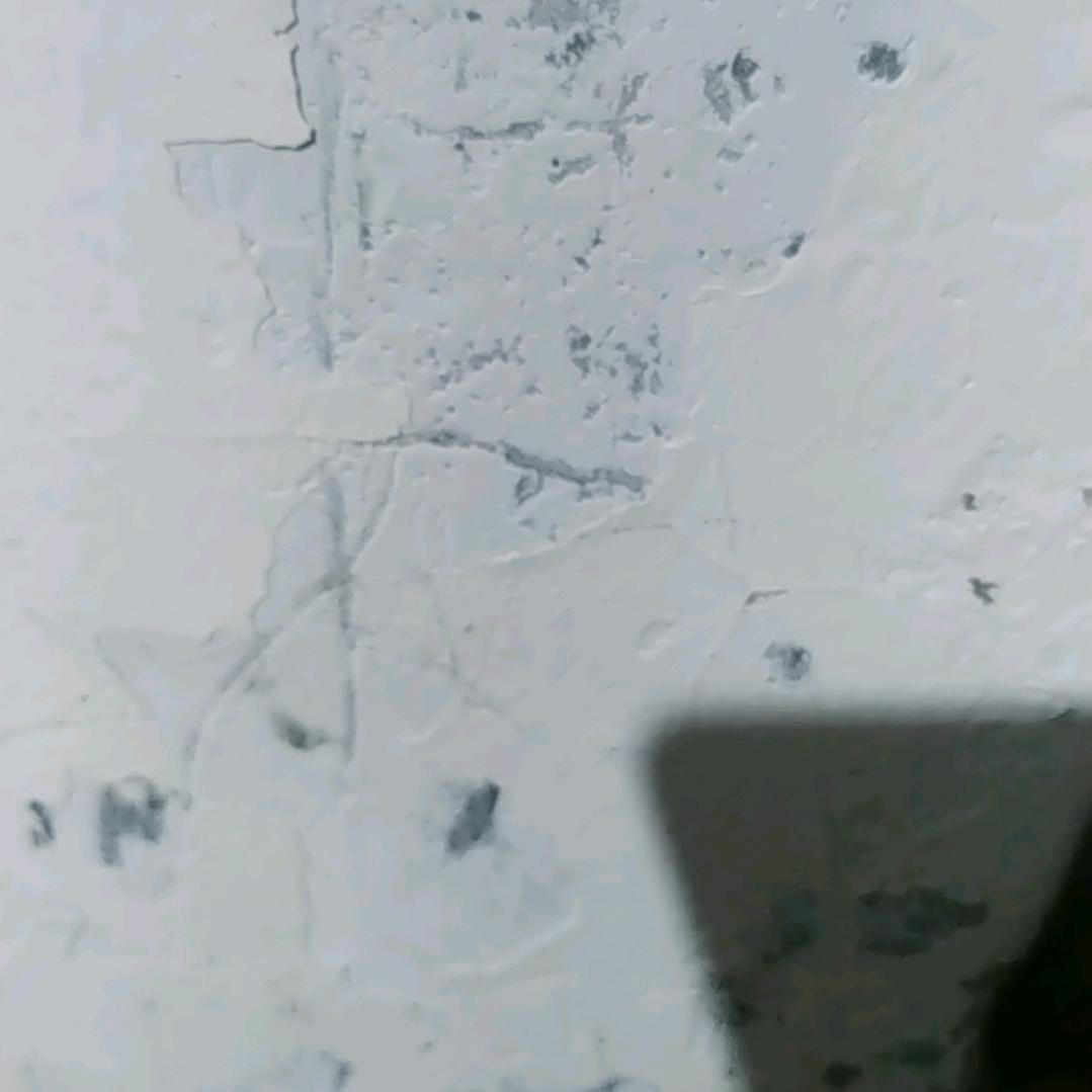 爱笑人