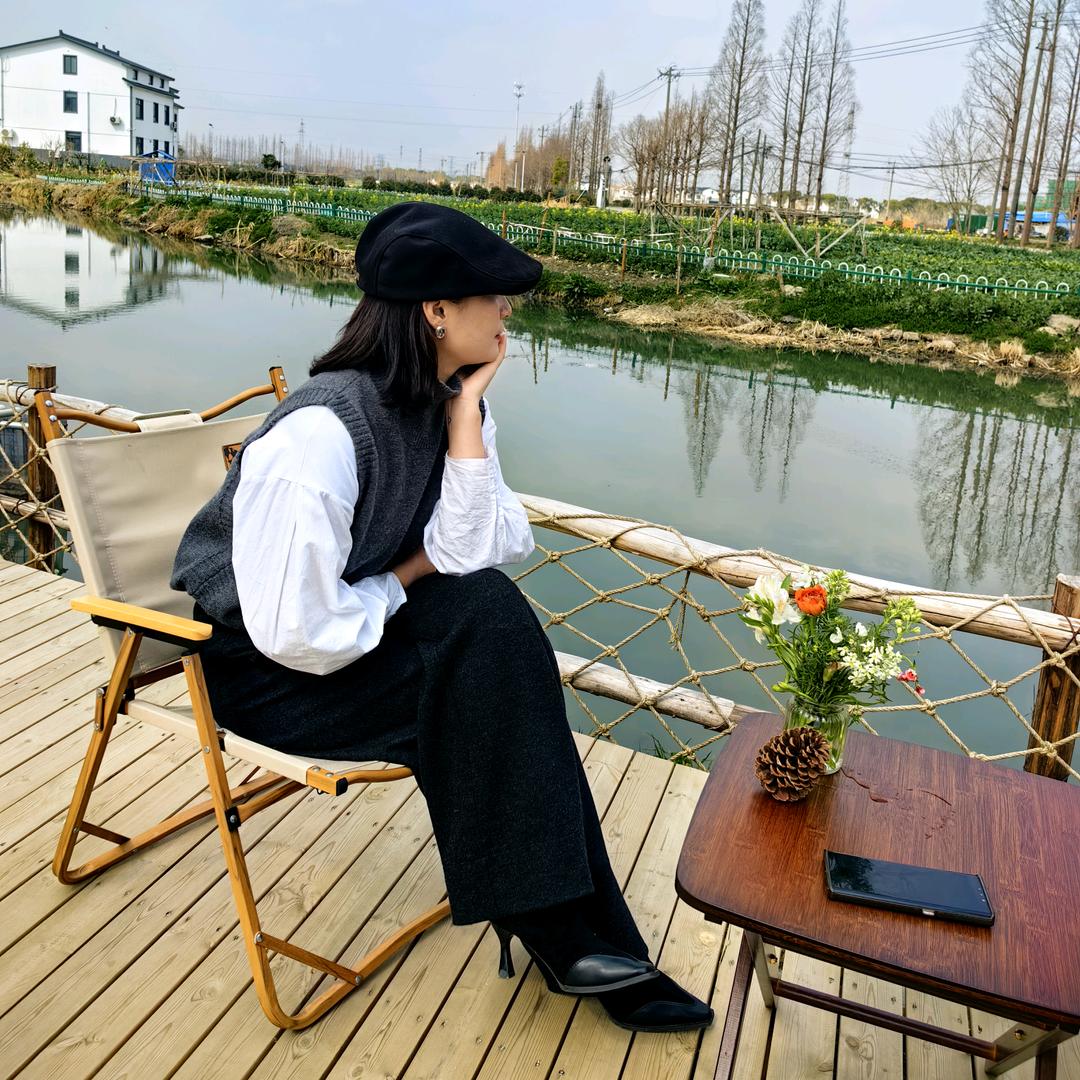 愛吃青菜的兔子ᥫ᭡