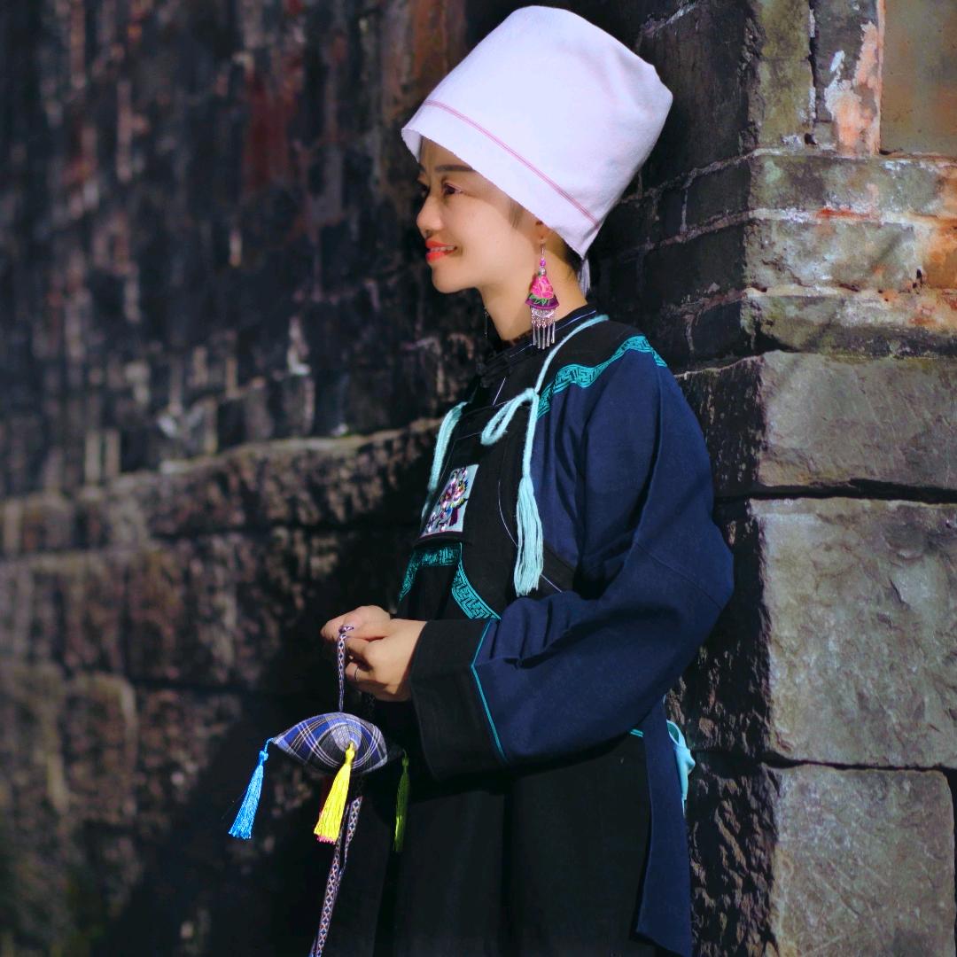 布依之女—陈蓉