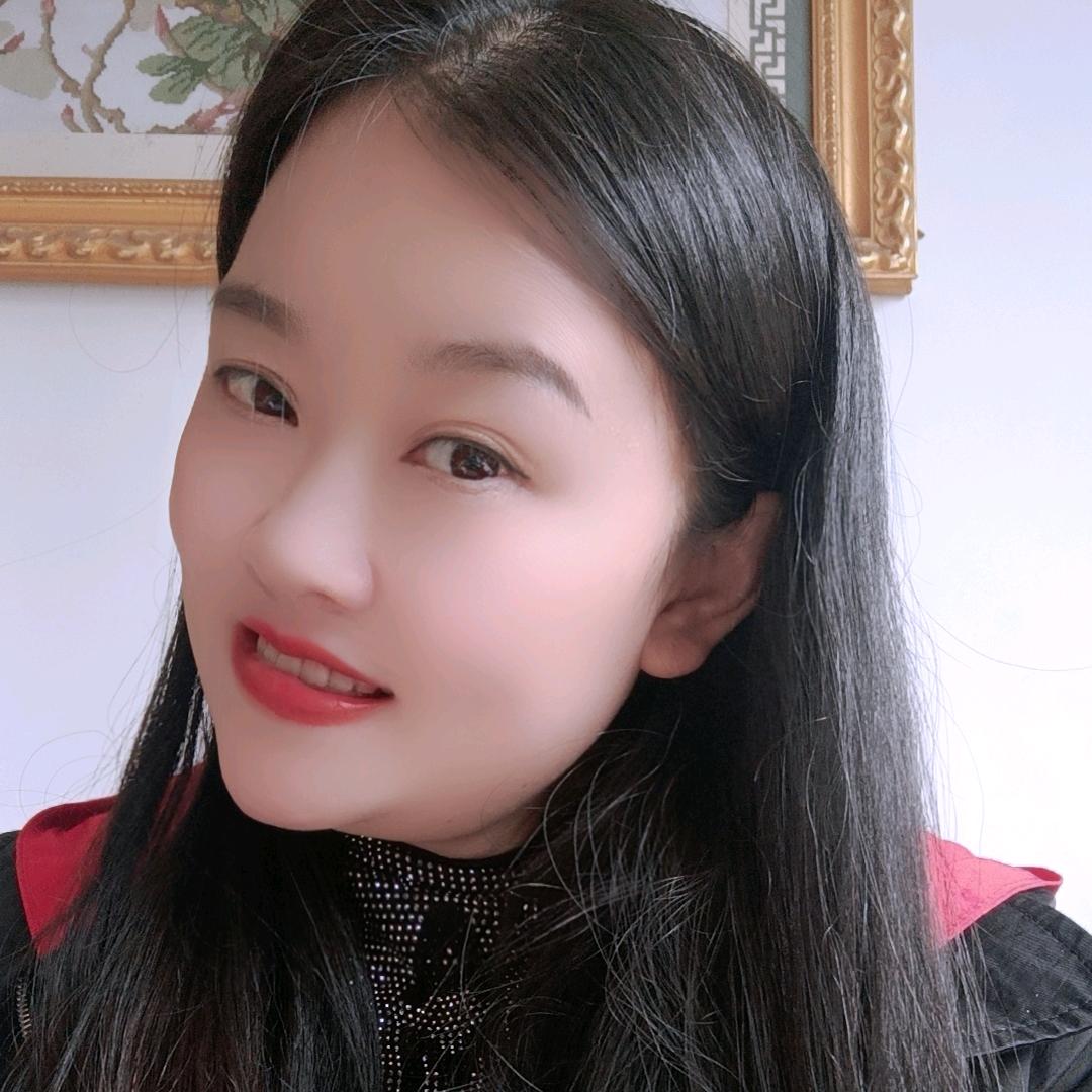 小雪花🌸（小号直播)