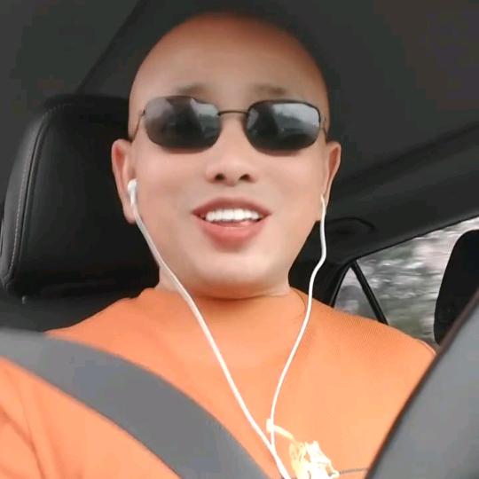 光头哥