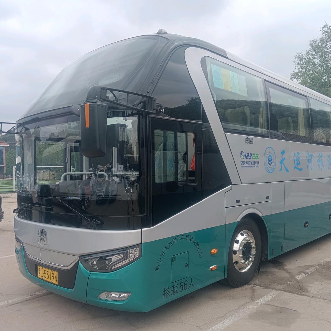 旅游包车孟明明