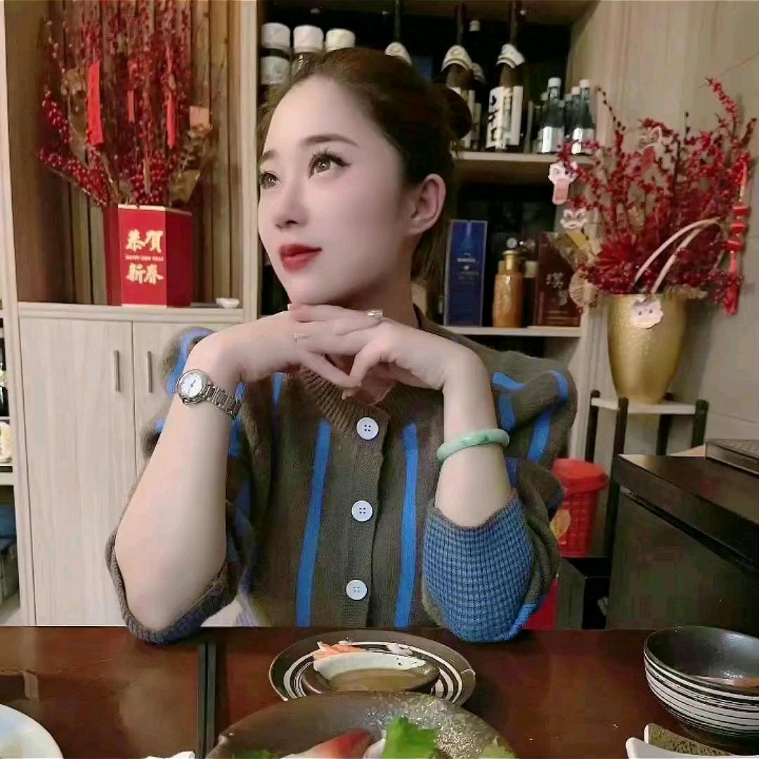 别拿本姑娘跟淑女比