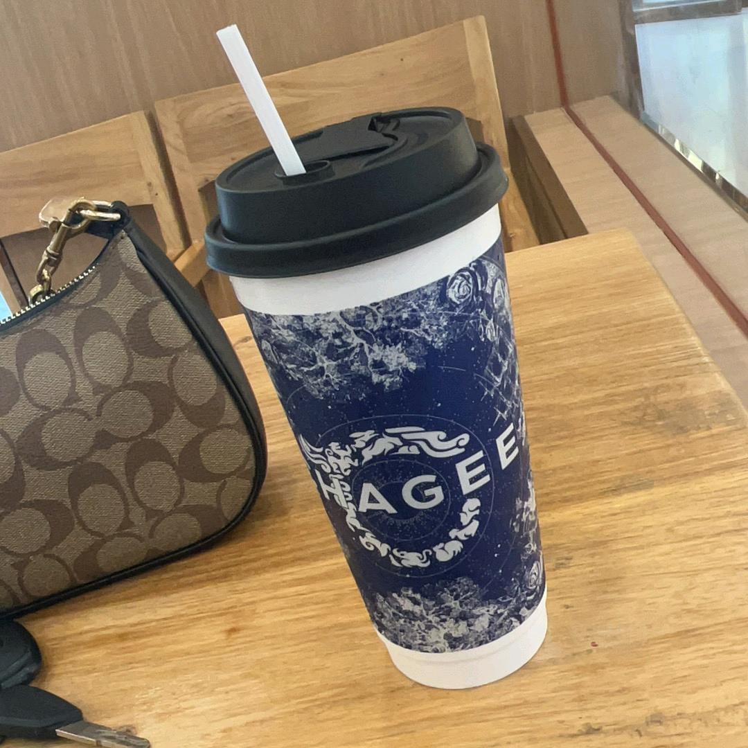 用户9658956913356045