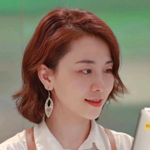 爱吃冰淇淋的夏子
