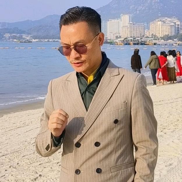 美普美居创始人峰哥
