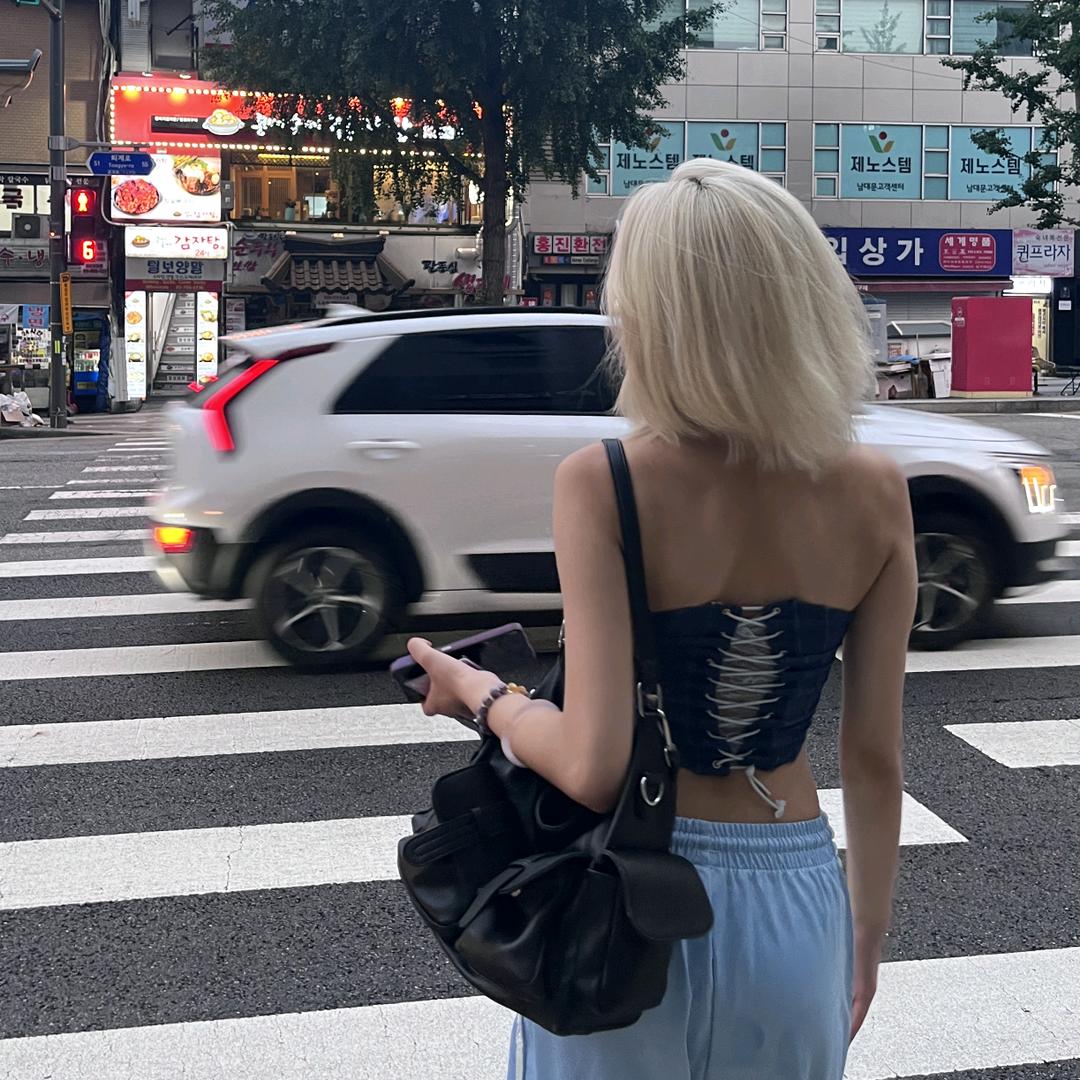 右炎a