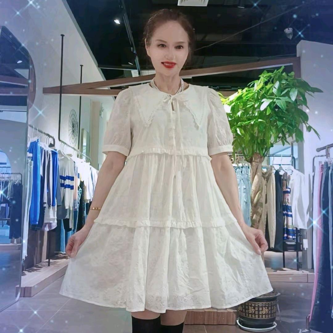 新唯恩集合店曾姐