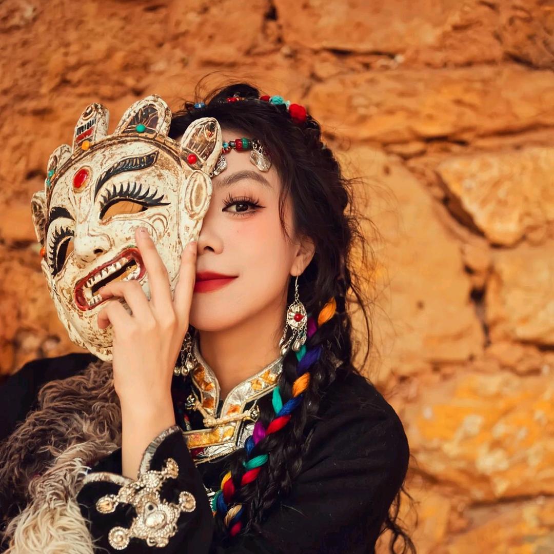 大胡子·静静