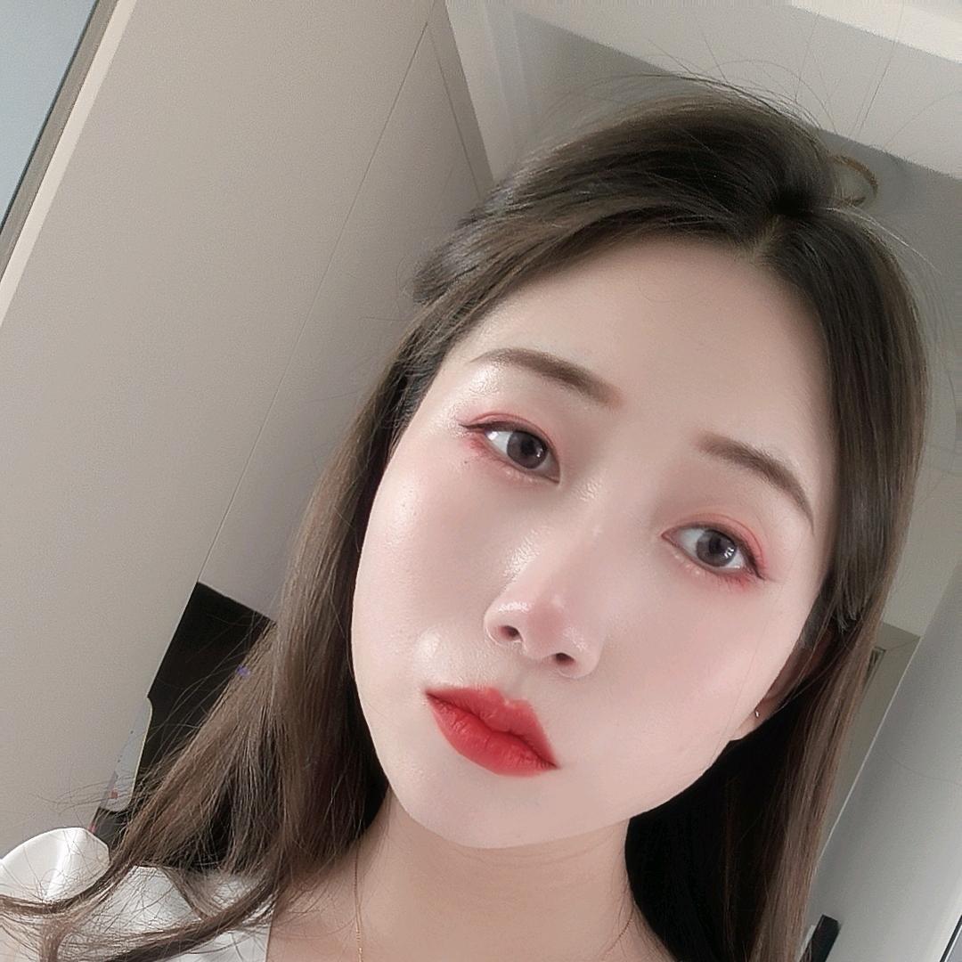 是婷婷呢！