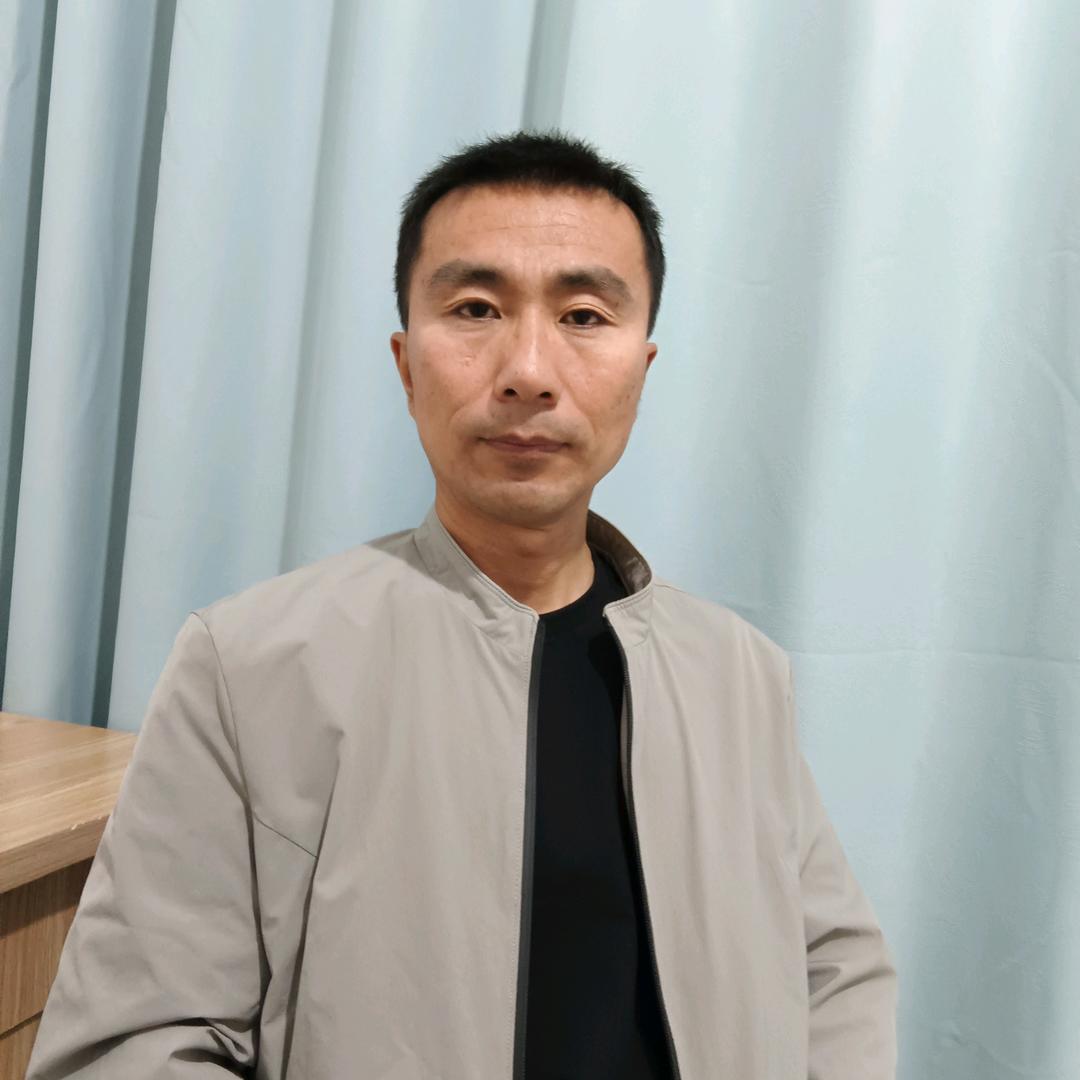 小弛哥
