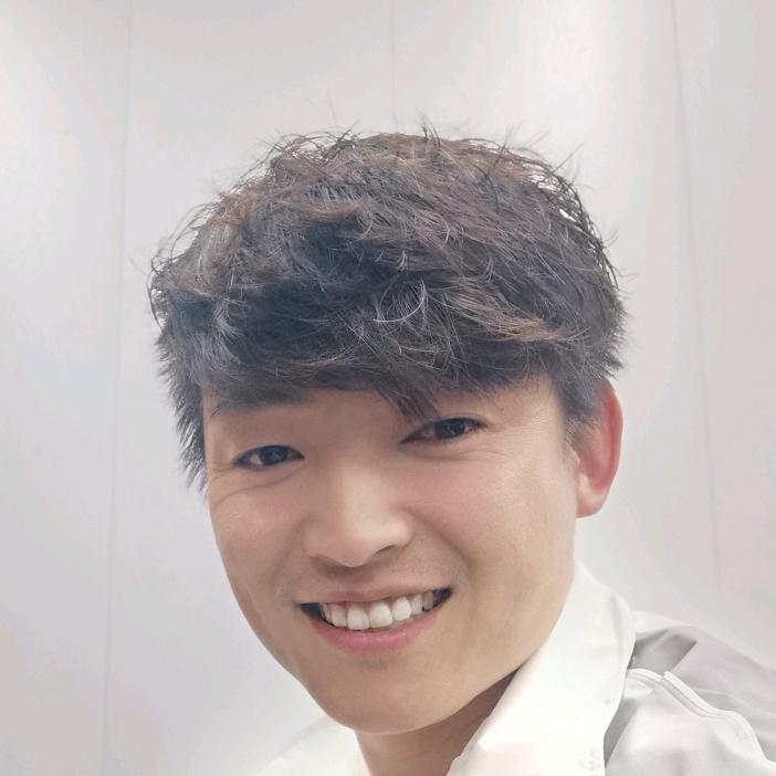 成朋